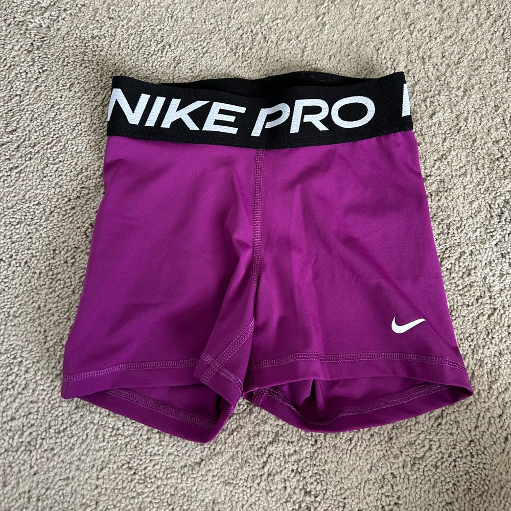 NIKE- nike pros- purple- size xxs